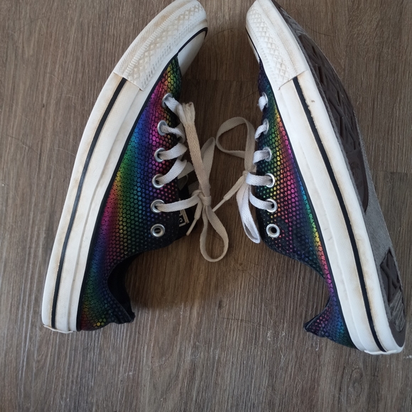 Converse - Picture 5 of 11